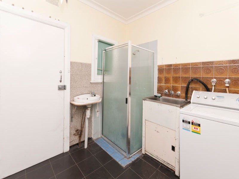 31 Hanson Road, Woodville North SA 5012