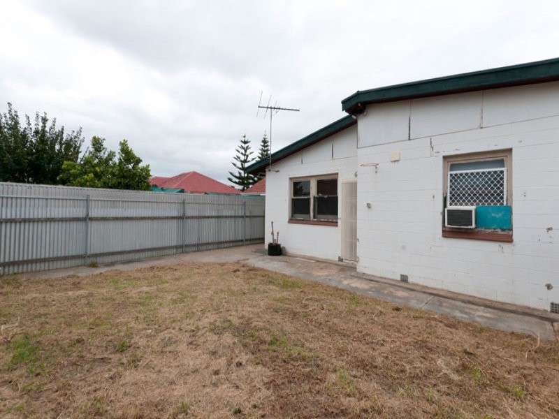 31 Hanson Road, Woodville North SA 5012