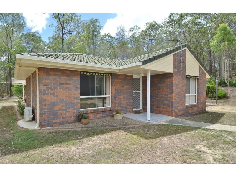 29 Holland Road, The Palms QLD 4570