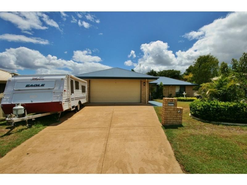3 Inverary Court, Southside QLD 4570