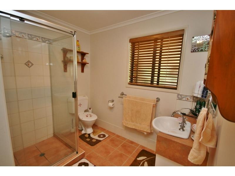 3 Inverary Court, Southside QLD 4570