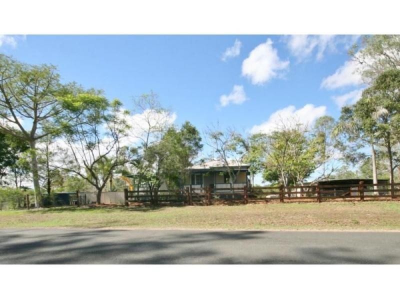 288 McIntosh Creek Road, Jones Hill QLD 4570
