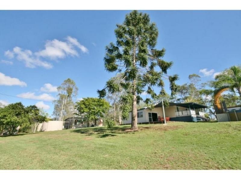 288 McIntosh Creek Road, Jones Hill QLD 4570
