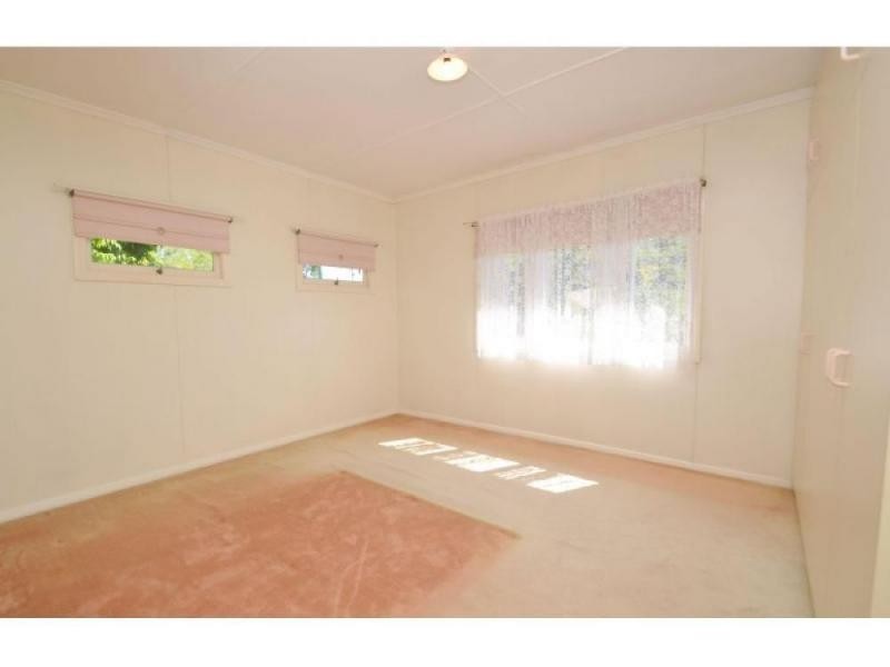 12 Roma Street, Monkland QLD 4570