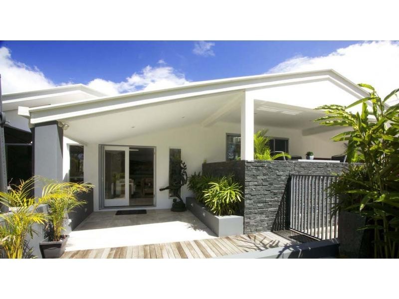 69 Lake Weyba Drive, Noosaville QLD 4566