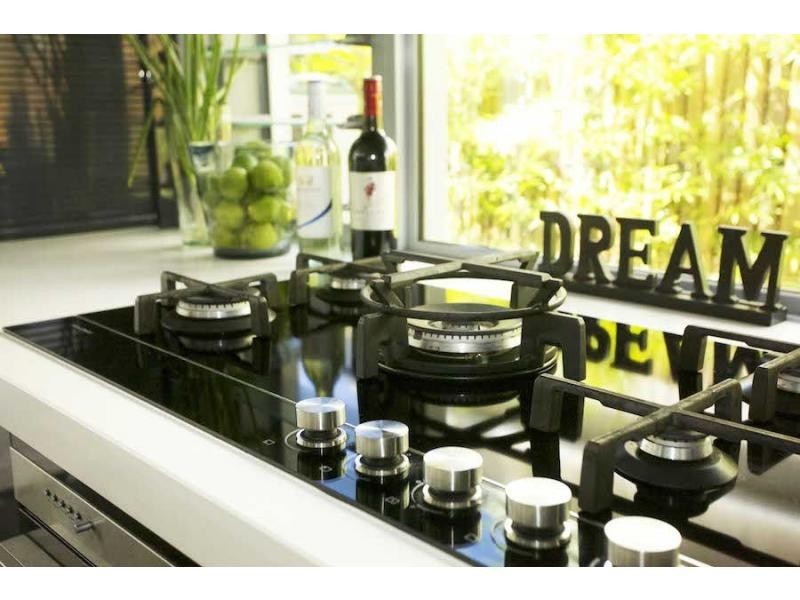 69 Lake Weyba Drive, Noosaville QLD 4566