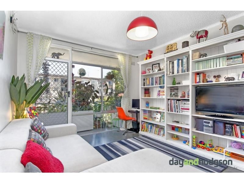 7/38a Ewart Street, Marrickville NSW 2204