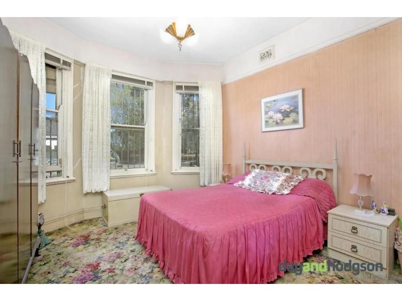 27 Brooklyn Street, Tempe NSW 2044