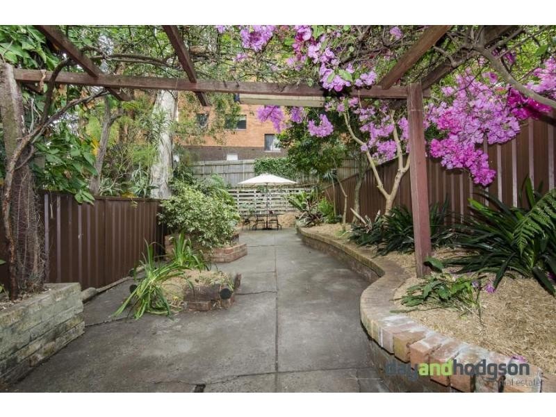 10 Fotheringham Street, Enmore NSW 2042