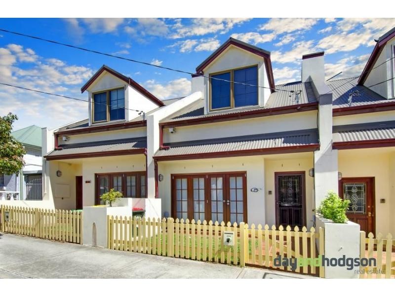 30b Sutherland Street, St Peters NSW 2044