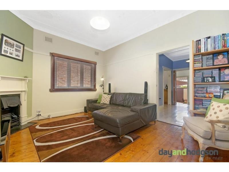 35 Thompson Street, Earlwood NSW 2206