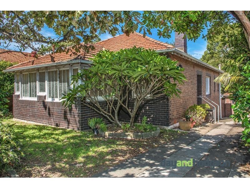 68 Minnamorra Avenue, Earlwood NSW 2206