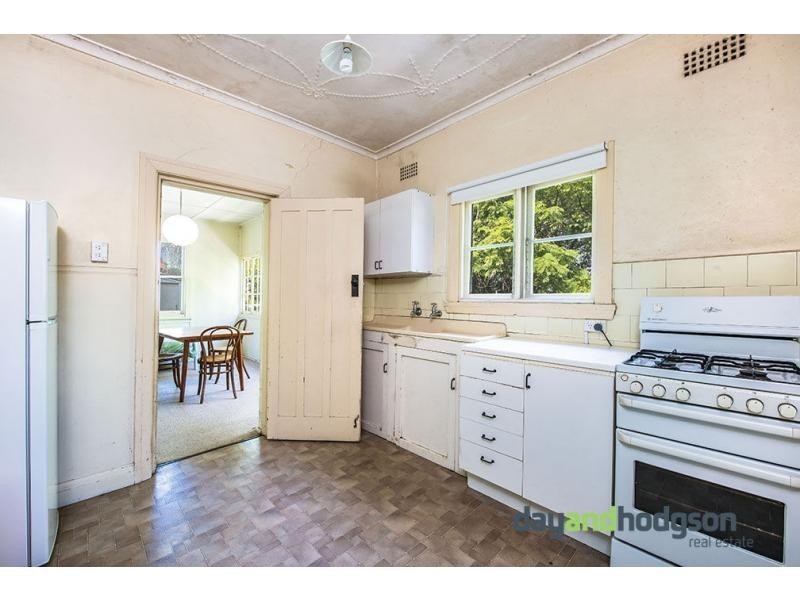 68 Minnamorra Avenue, Earlwood NSW 2206