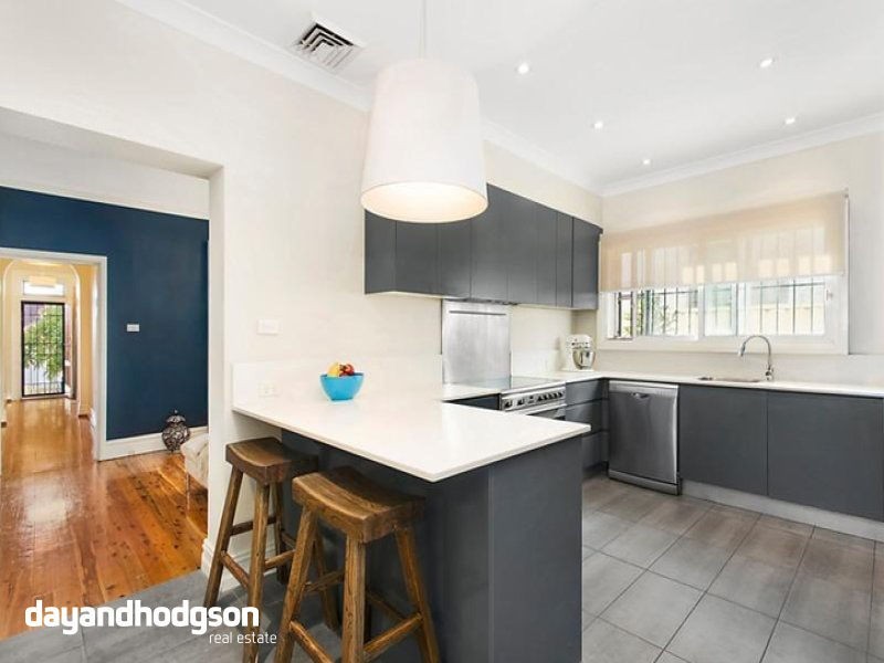 16 Yelverton Street, Sydenham NSW 2044