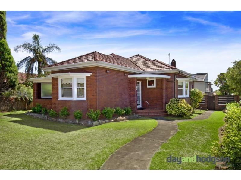 66 Ponyara Road, Beverly Hills NSW 2209