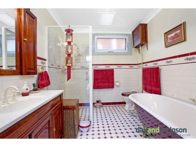 88 Grove Street, St Peters NSW 2044