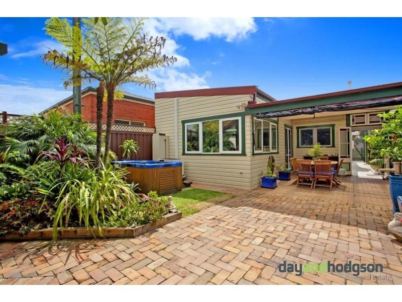 88 Grove Street, St Peters NSW 2044