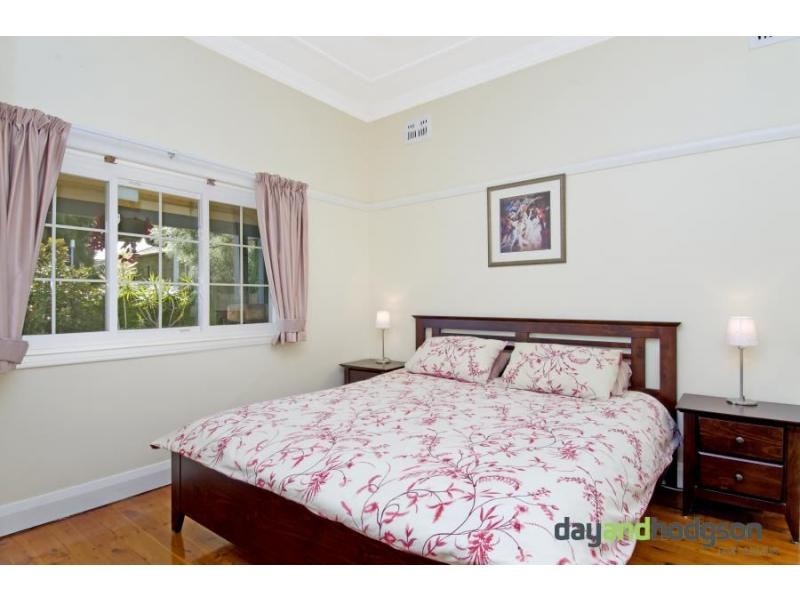 412 Unwins Bridge Road, Tempe NSW 2044