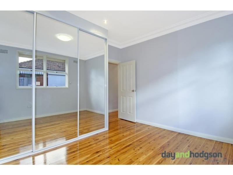 4 Crawford Place, Marrickville NSW 2204