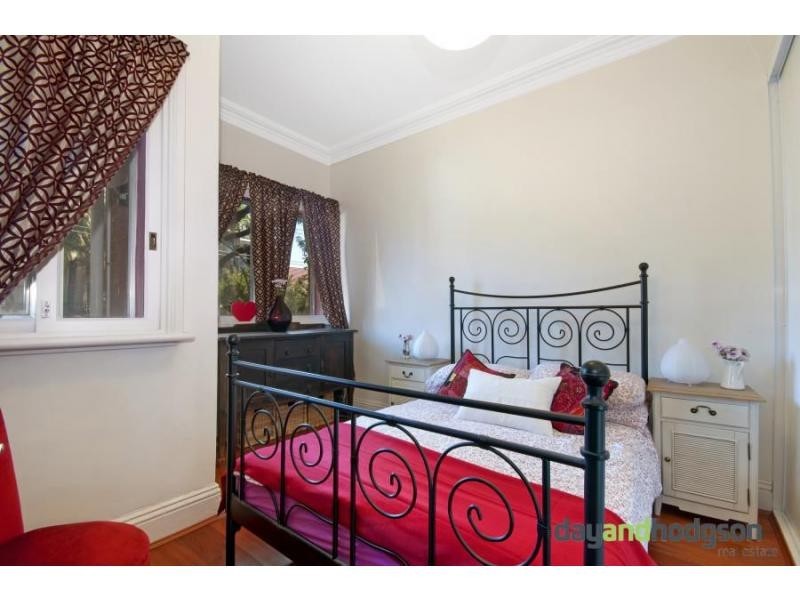 63 Yelverton Street, Sydenham NSW 2044