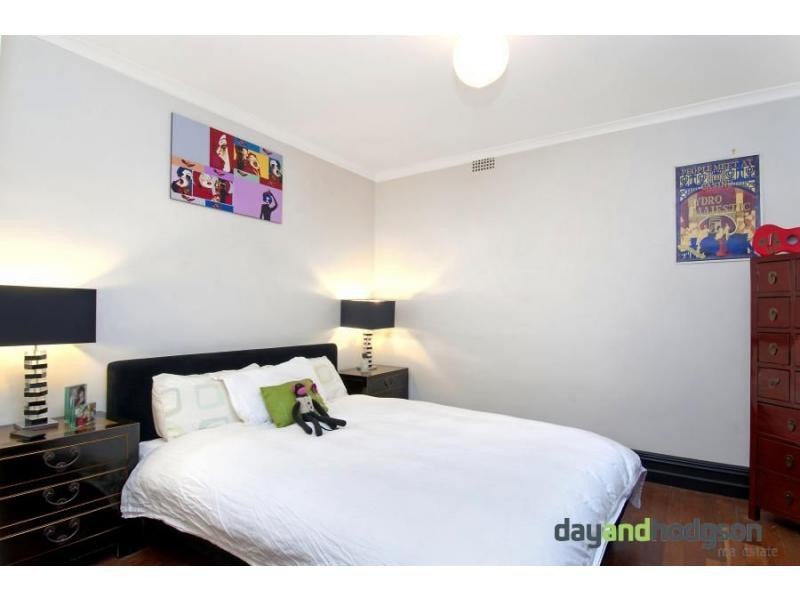 32 Crown Street, St Peters NSW 2044