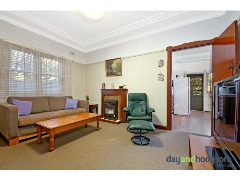 1 Nairn Street, Kingsgrove NSW 2208