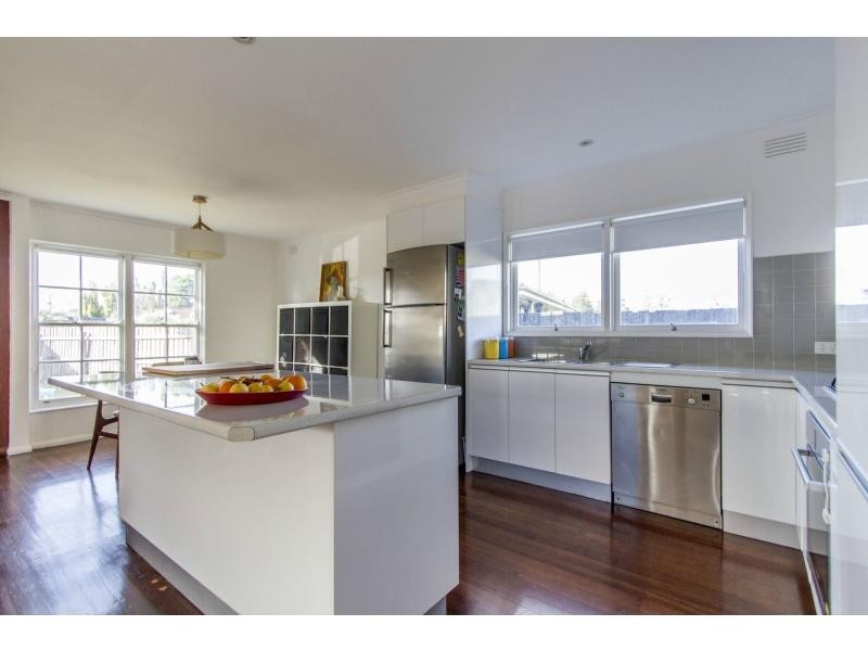 32 Melaleuca Drive, Carrum VIC 3197