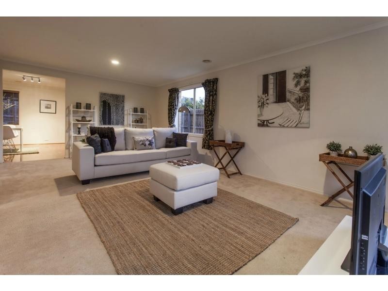 6 Tori Place, Patterson Lakes VIC 3197