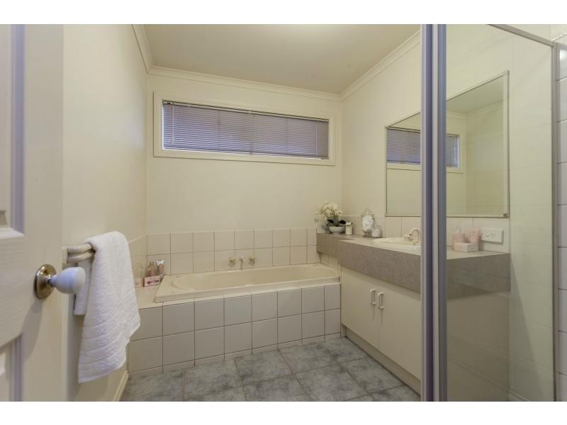 6 Tori Place, Patterson Lakes VIC 3197