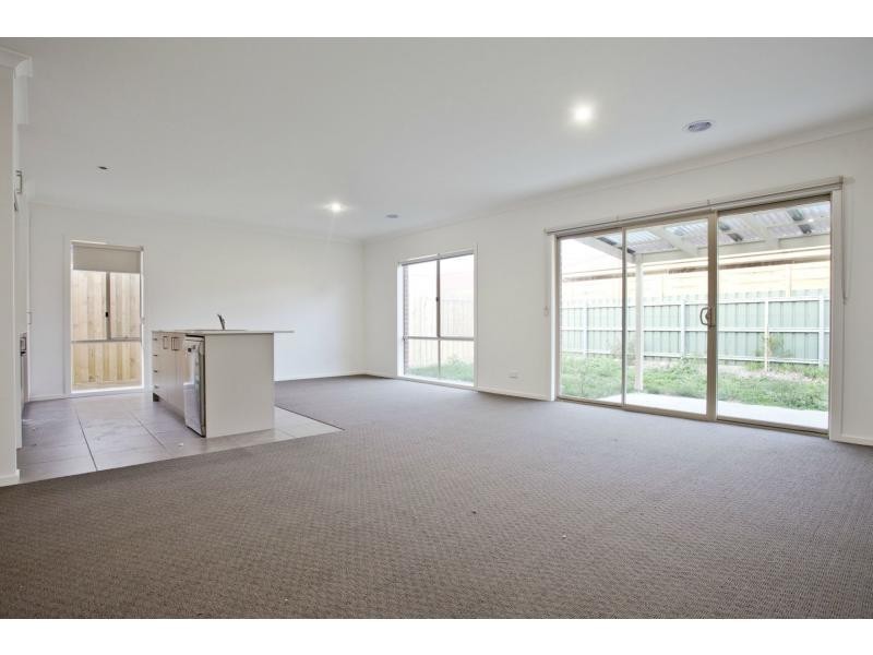 21/20 Robin Drive, Carrum Downs VIC 3201