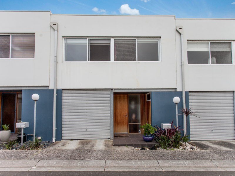 Unit 4/1 Riviera Street, Seaford VIC 3198