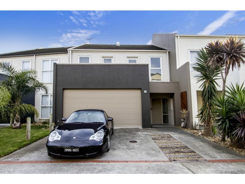 27 Scarborough Drive, Patterson Lakes VIC 3197