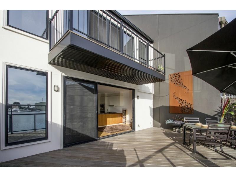 27 Scarborough Drive, Patterson Lakes VIC 3197