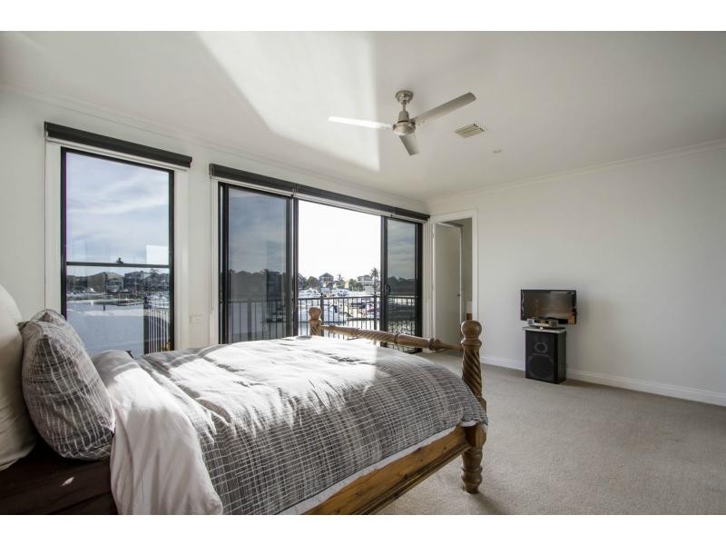 27 Scarborough Drive, Patterson Lakes VIC 3197