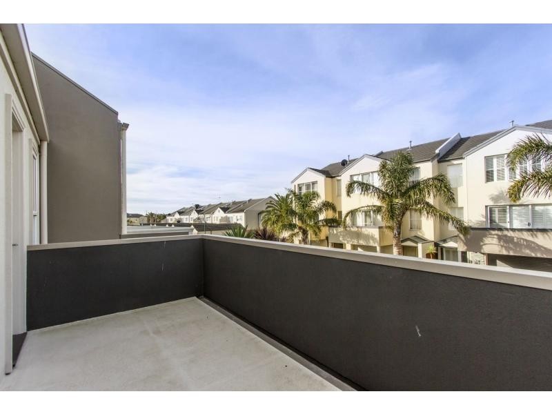 27 Scarborough Drive, Patterson Lakes VIC 3197