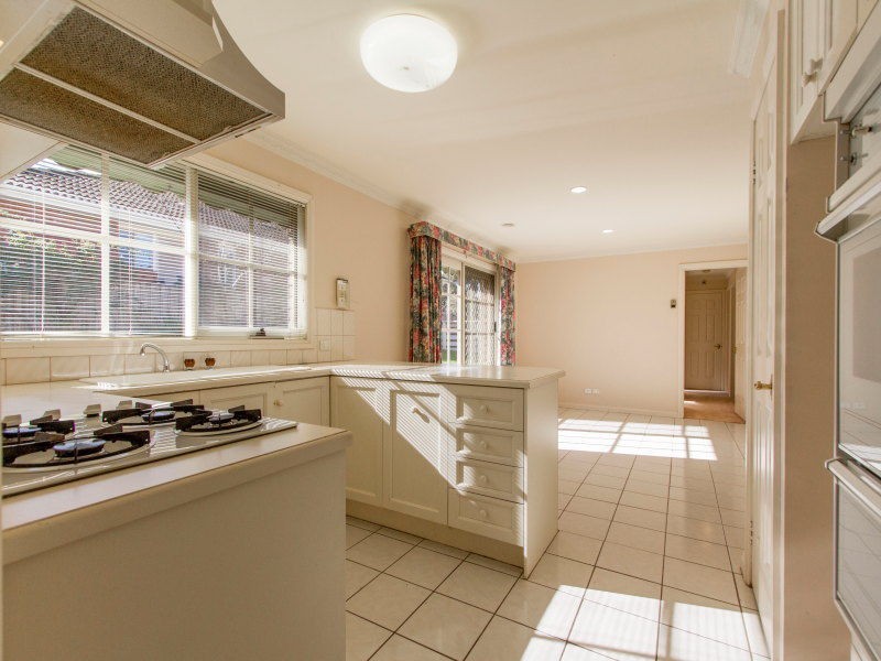 1 The Close, Somerville VIC 3912