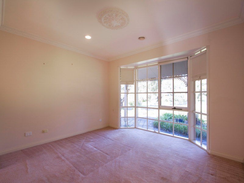 1 The Close, Somerville VIC 3912