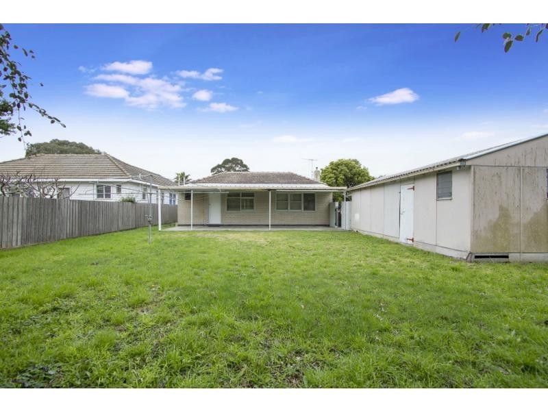 81 Field Avenue, Edithvale VIC 3196