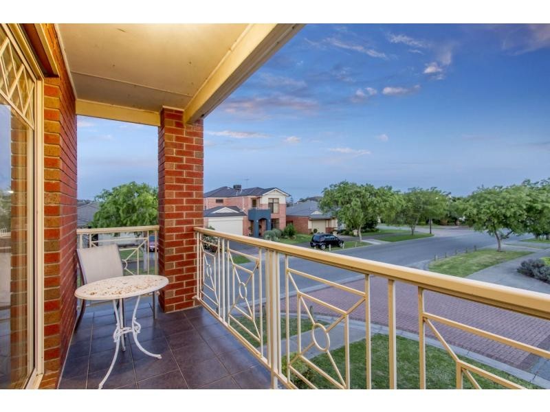 38 Harbour Drive, Patterson Lakes VIC 3197