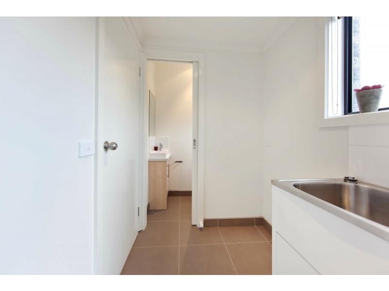 8 Avon Street, Noble Park VIC 3174