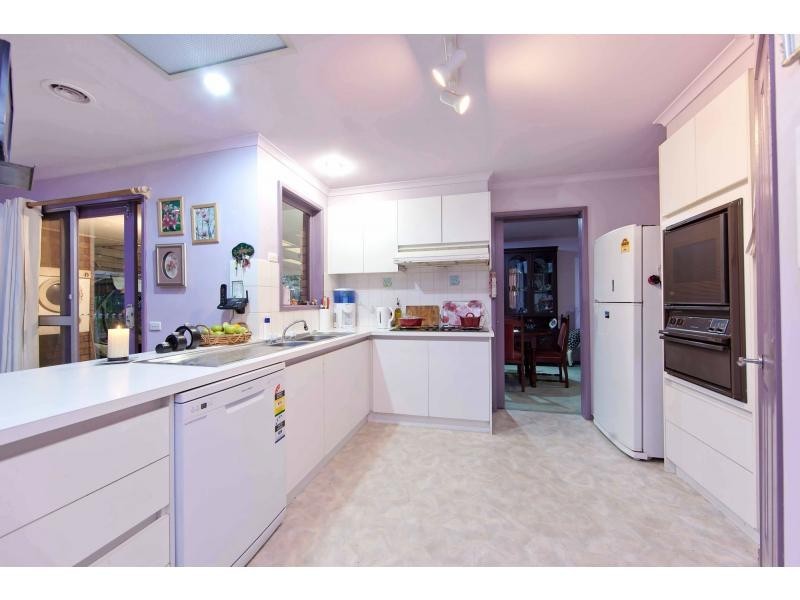 10 Zeus Court, Chelsea Heights VIC 3196