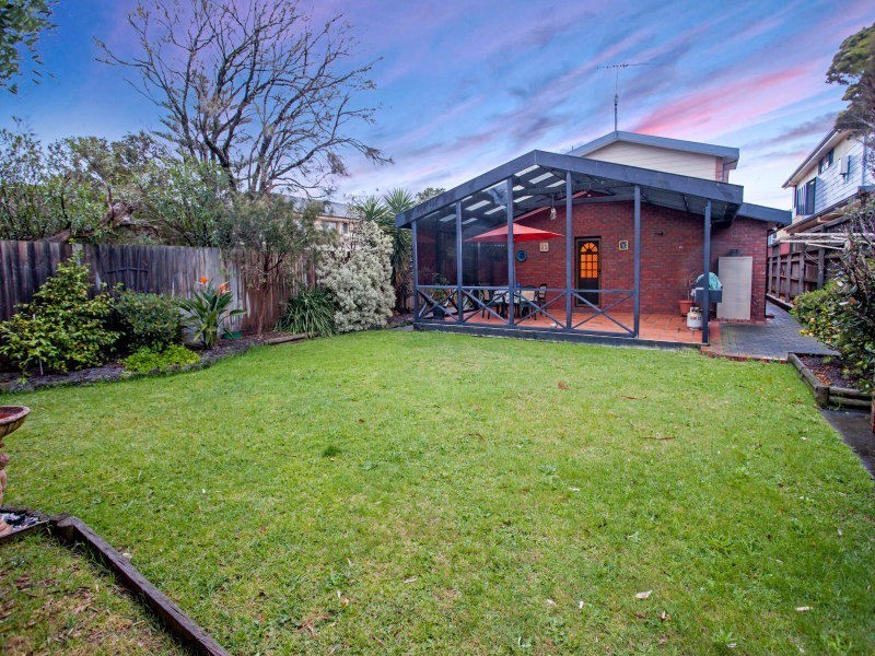 12 Williams Grove, Bonbeach VIC 3196