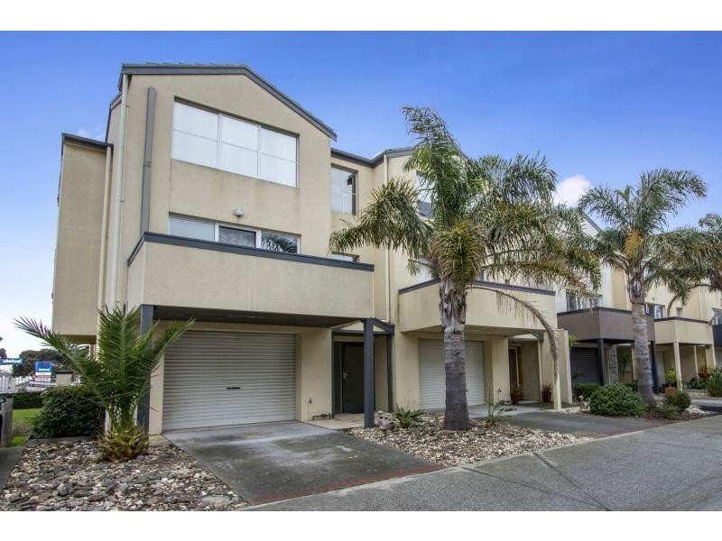 20 Scarborough Drive, Patterson Lakes VIC 3197