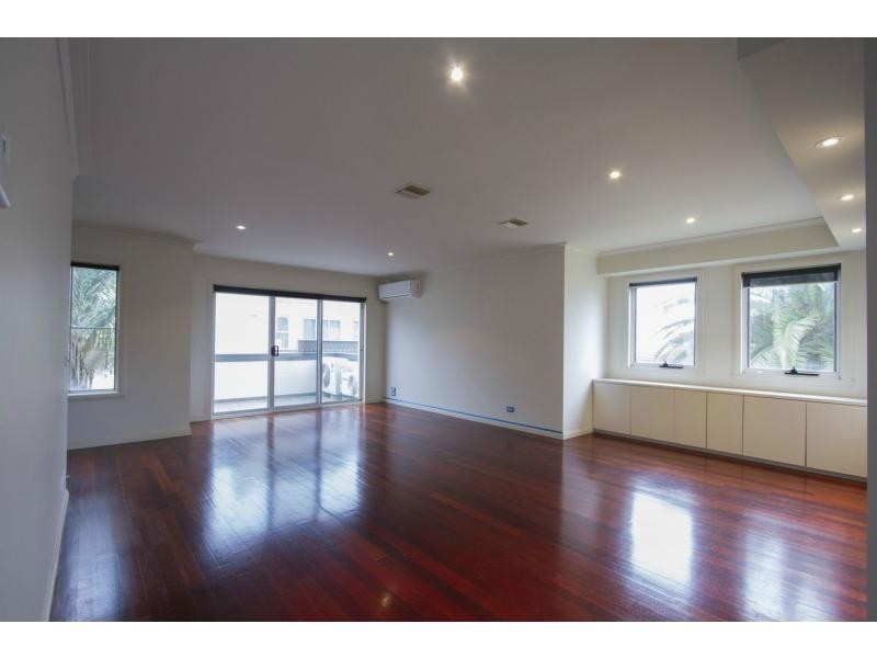 20 Scarborough Drive, Patterson Lakes VIC 3197