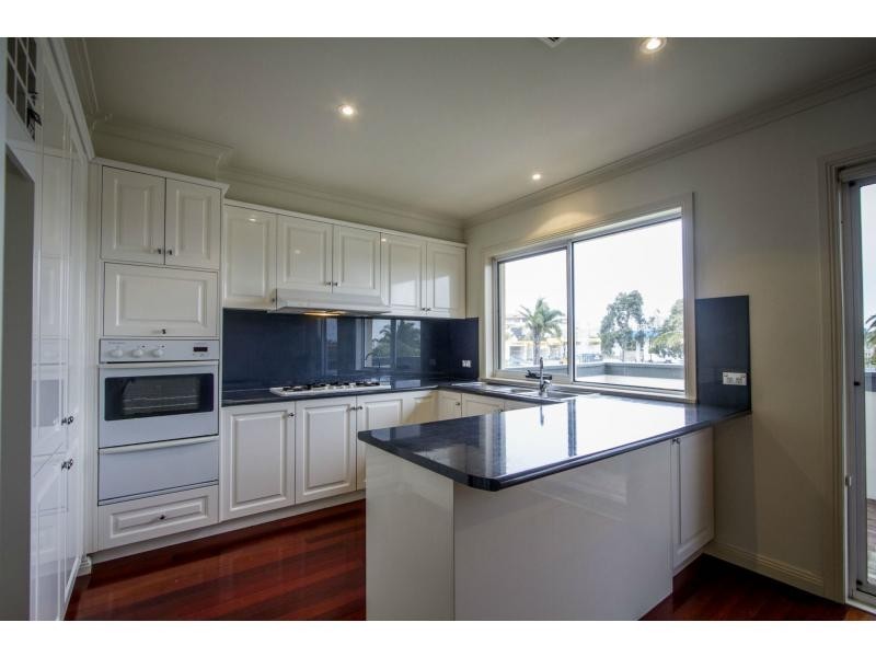 20 Scarborough Drive, Patterson Lakes VIC 3197