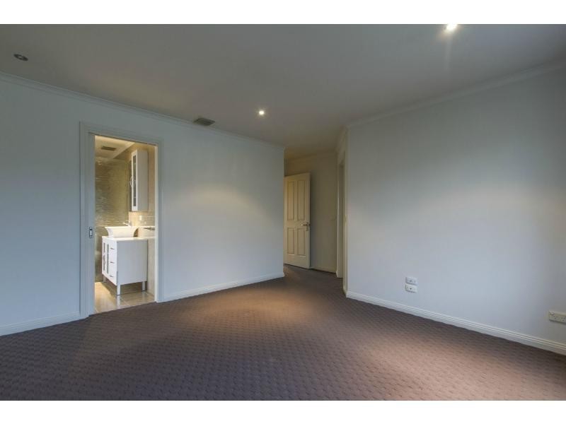 20 Scarborough Drive, Patterson Lakes VIC 3197