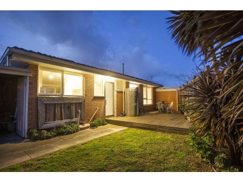 1/2 York Street, Bonbeach VIC 3196