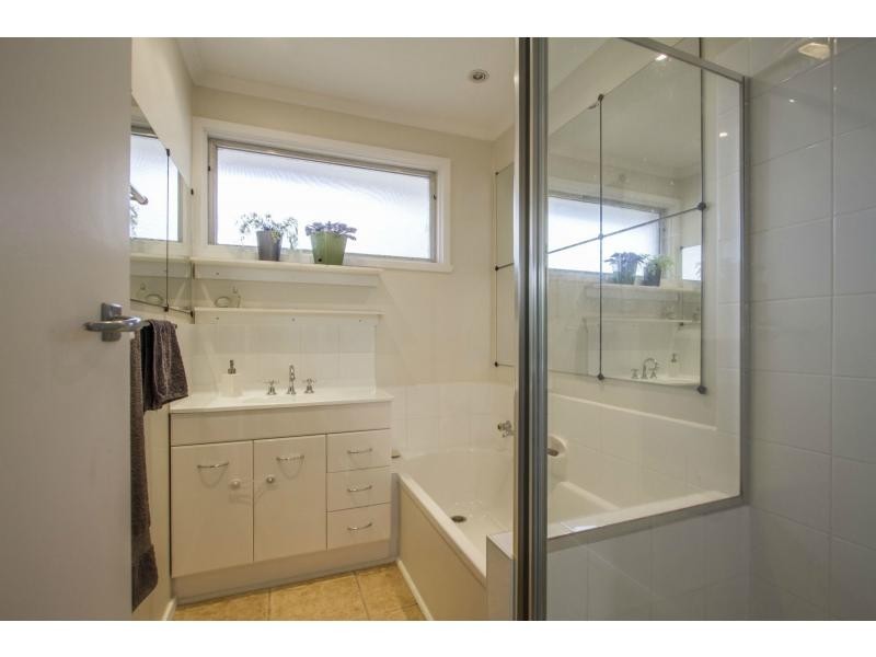 1/2 York Street, Bonbeach VIC 3196