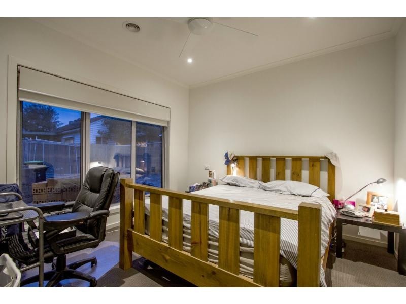 2/74 Broadway, Bonbeach VIC 3196
