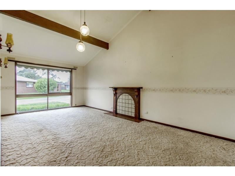 7 Pace Crescent, Chelsea VIC 3196